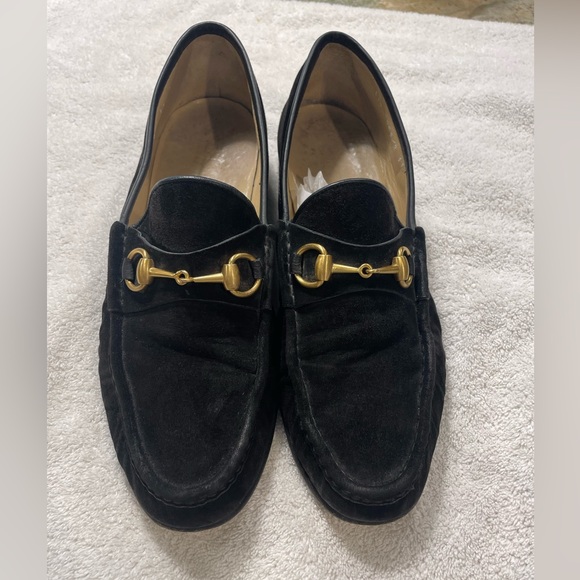 Gucci classic black suede loafers with gold finish horsebit - size 11 - Picture 1 of 11